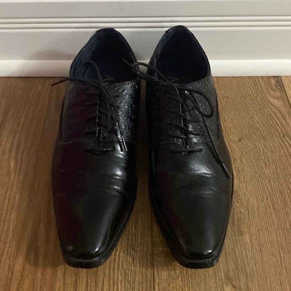 ultra flex Avellino men black size 9.5 Oxfords Leather in excellent condition - Picture 4 of 8